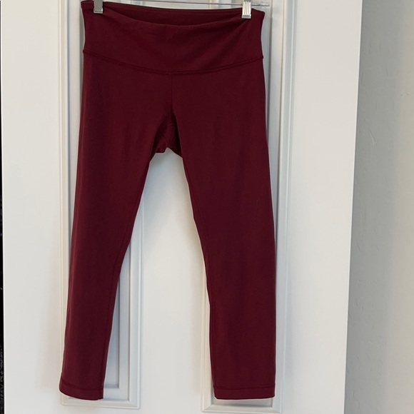 lululemon athletica Pants - LULU LEMON WUNDER UNDER CROP III